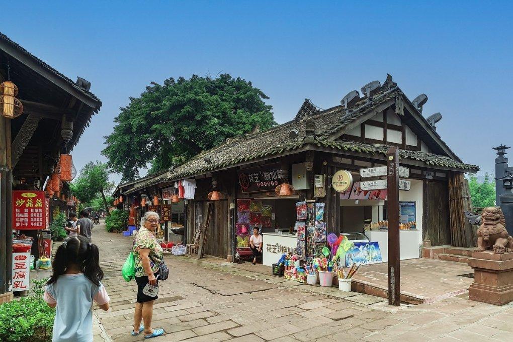关羽和张辽都是打不过就加入，为什么后世的风评差距游戏画面
